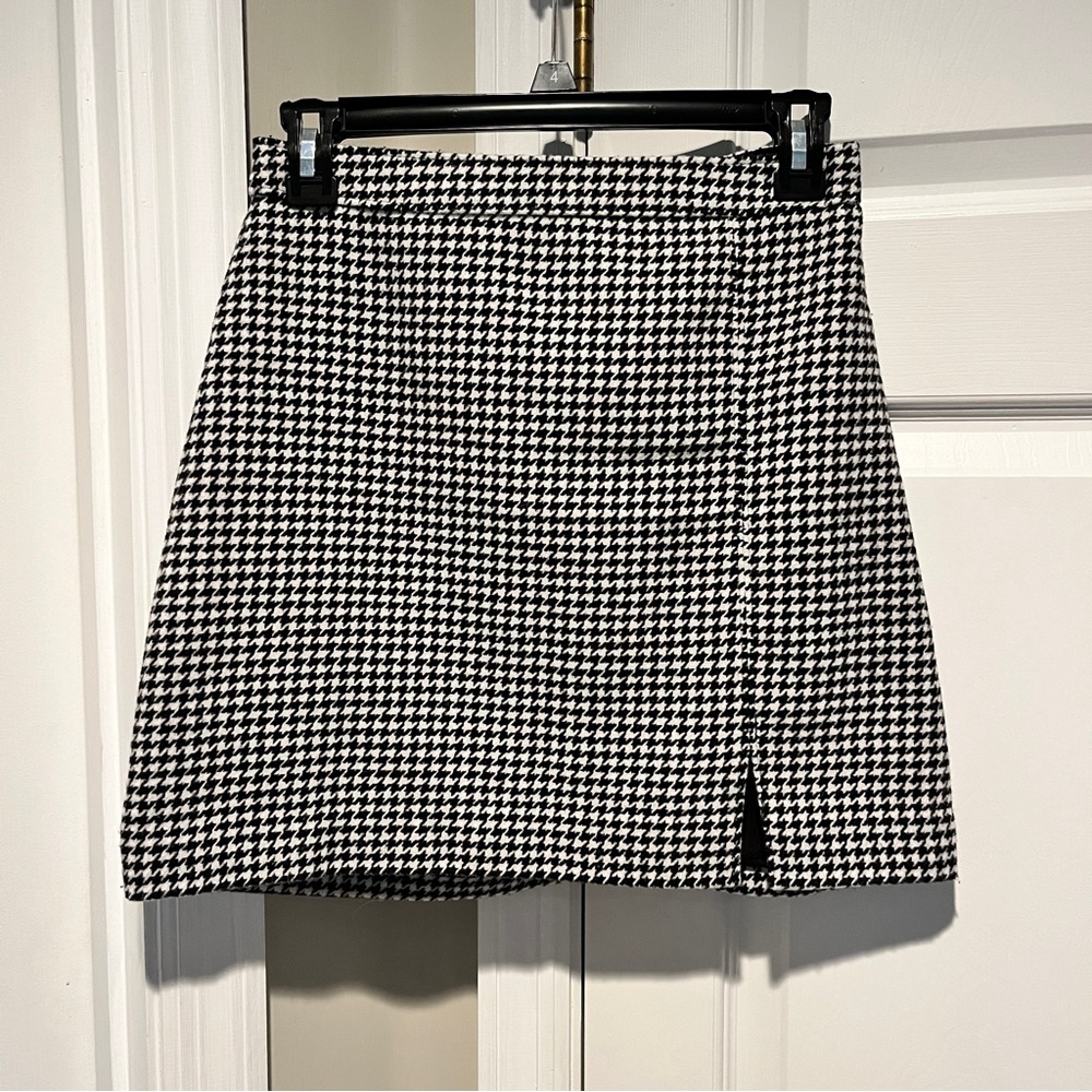 NWT Hollister Houndstooth Miniskirt